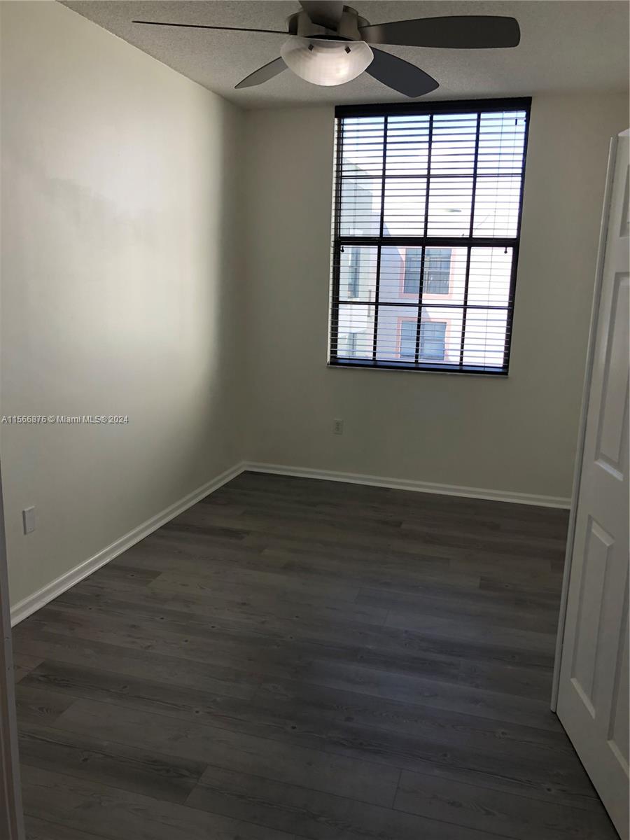 1919 Van Buren St 820A, Hollywood, Florida 33020, 2 Bedrooms Bedrooms, ,1 BathroomBathrooms,Residentiallease,For Rent,1919 Van Buren St 820A,A11566876