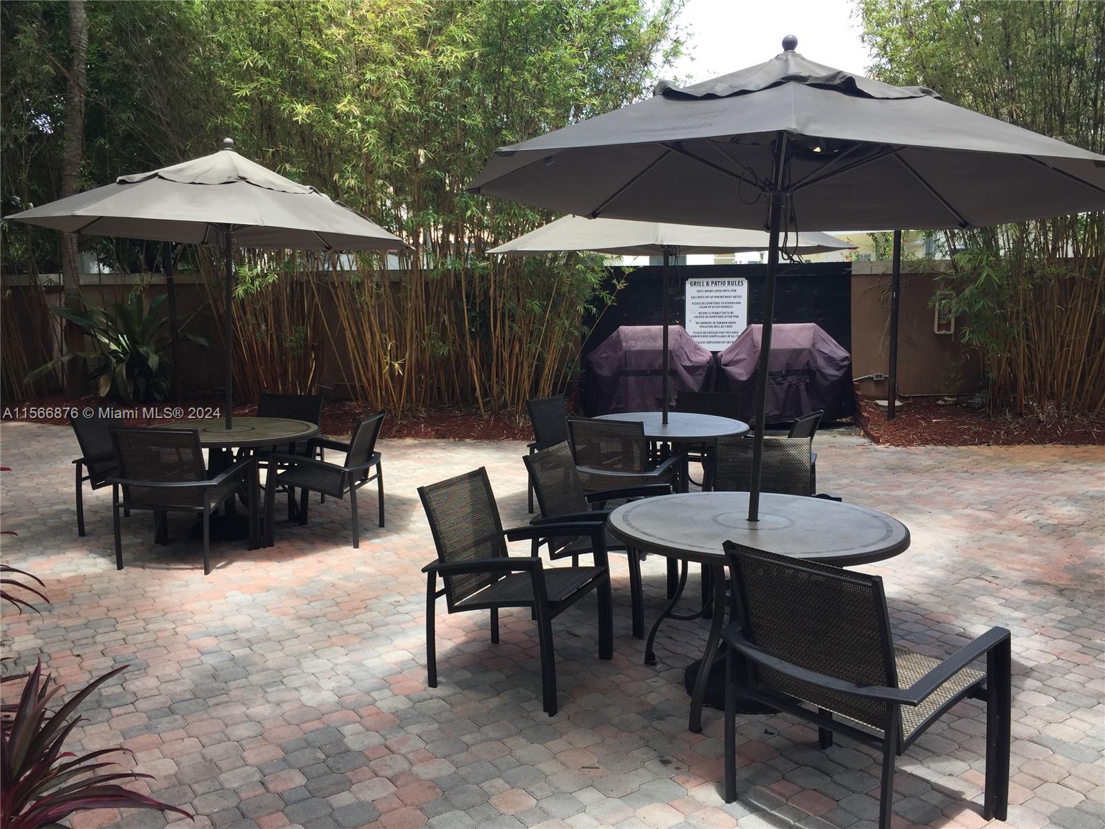 1919 Van Buren St 820A, Hollywood, Florida 33020, 2 Bedrooms Bedrooms, ,1 BathroomBathrooms,Residentiallease,For Rent,1919 Van Buren St 820A,A11566876