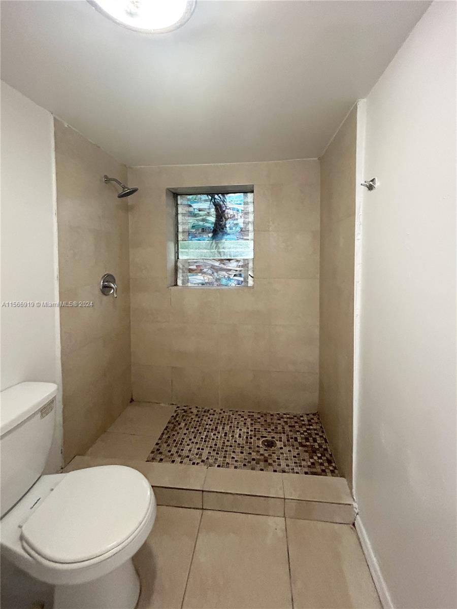 757 NE 85th St C, Miami, Florida 33138, ,1 BathroomBathrooms,Residentiallease,For Rent,757 NE 85th St C,A11566919