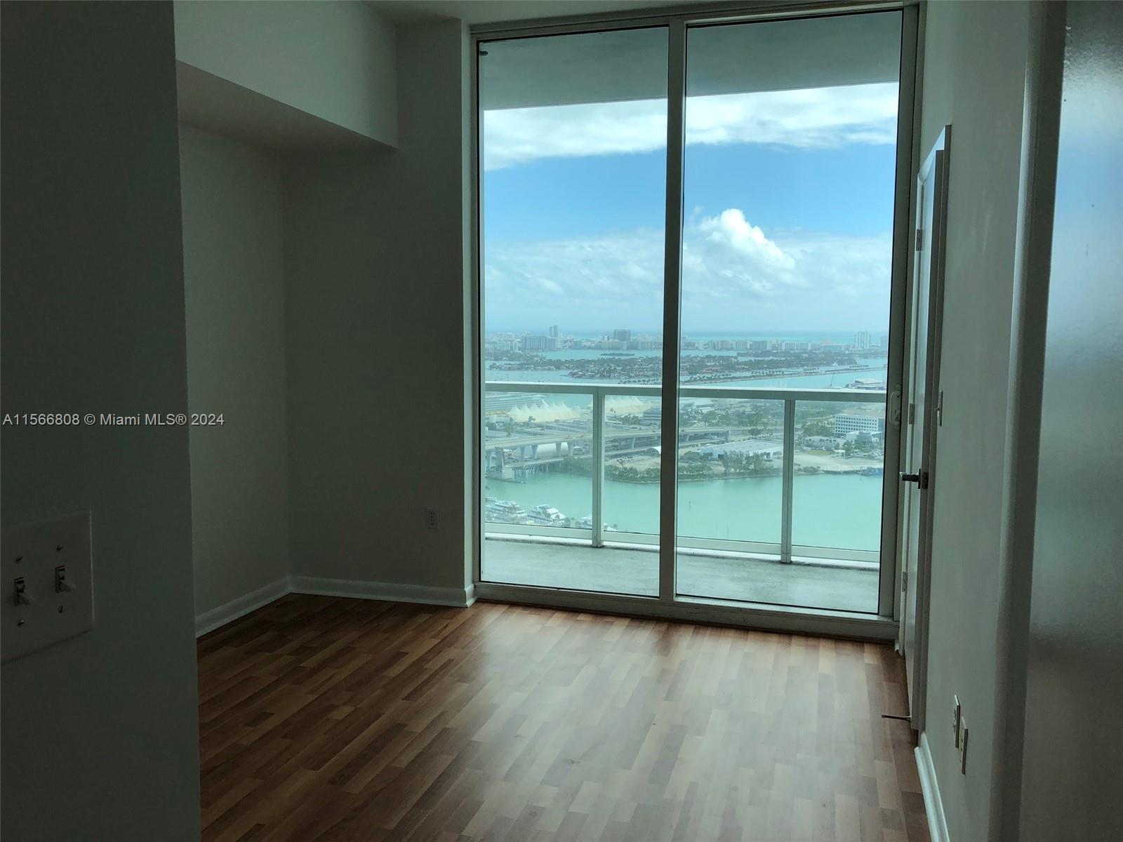 253 NE 2nd St 4207, Miami, Florida 33132, 2 Bedrooms Bedrooms, ,2 BathroomsBathrooms,Residentiallease,For Rent,253 NE 2nd St 4207,A11566808
