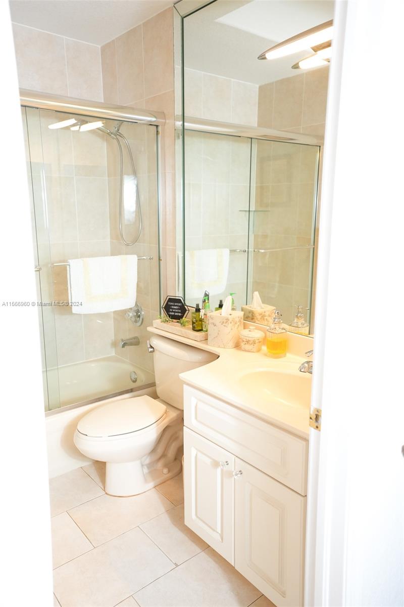 5142 SW 157th Ct, Miami, Florida 33185, 3 Bedrooms Bedrooms, ,2 BathroomsBathrooms,Residential,For Sale,5142 SW 157th Ct,A11566960