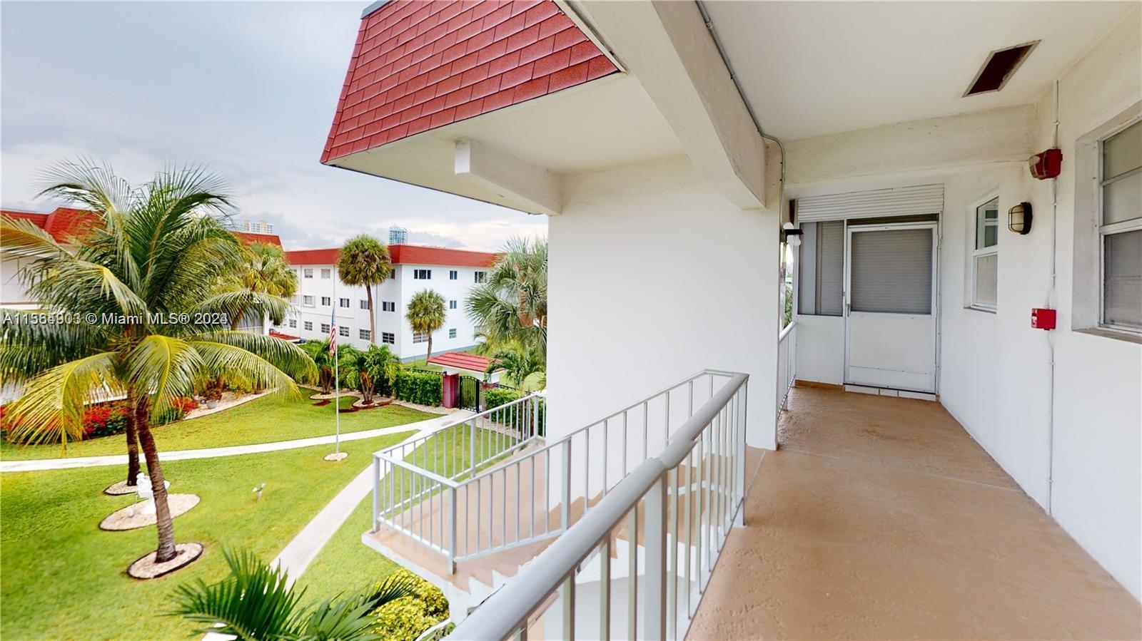 580 Egret Dr 302, Hallandale Beach, Florida 33009, 2 Bedrooms Bedrooms, ,2 BathroomsBathrooms,Residential,For Sale,580 Egret Dr 302,A11564903