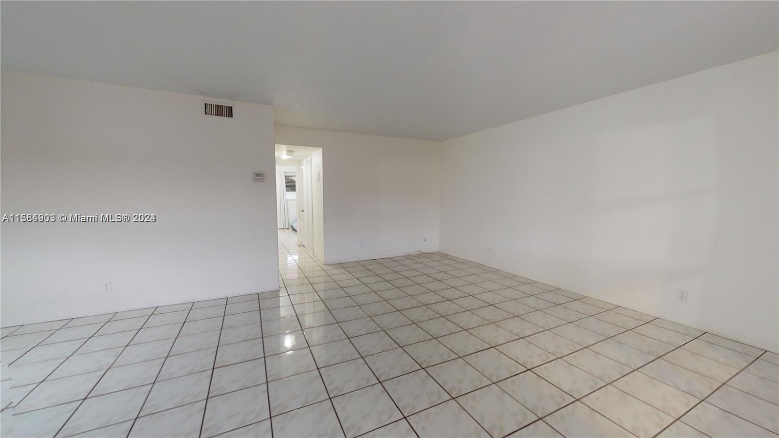580 Egret Dr 302, Hallandale Beach, Florida 33009, 2 Bedrooms Bedrooms, ,2 BathroomsBathrooms,Residential,For Sale,580 Egret Dr 302,A11564903