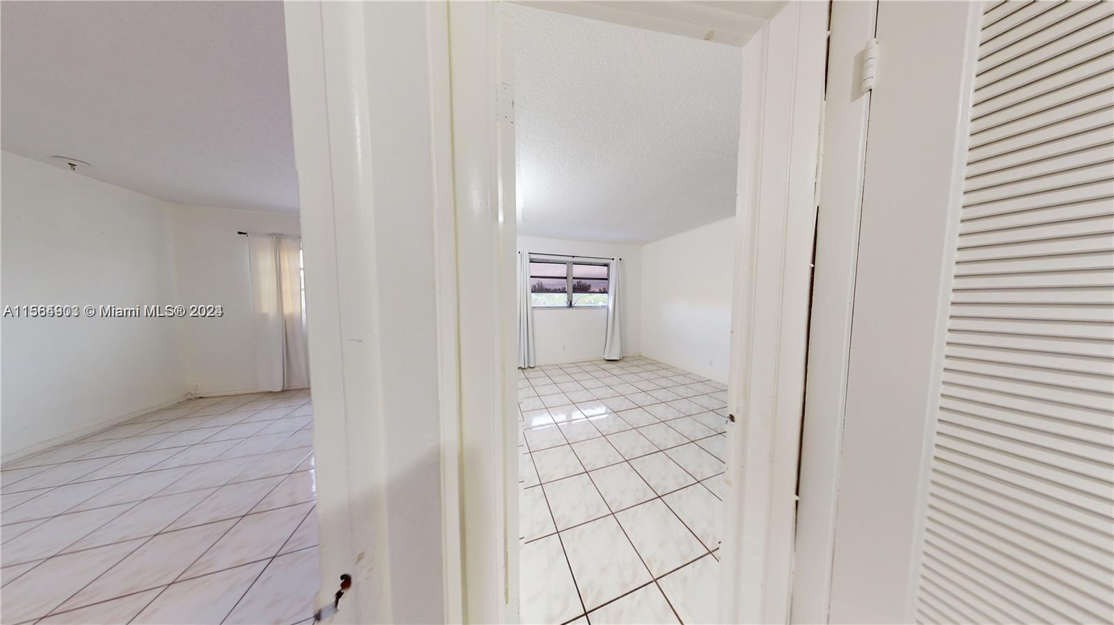 580 Egret Dr 302, Hallandale Beach, Florida 33009, 2 Bedrooms Bedrooms, ,2 BathroomsBathrooms,Residential,For Sale,580 Egret Dr 302,A11564903