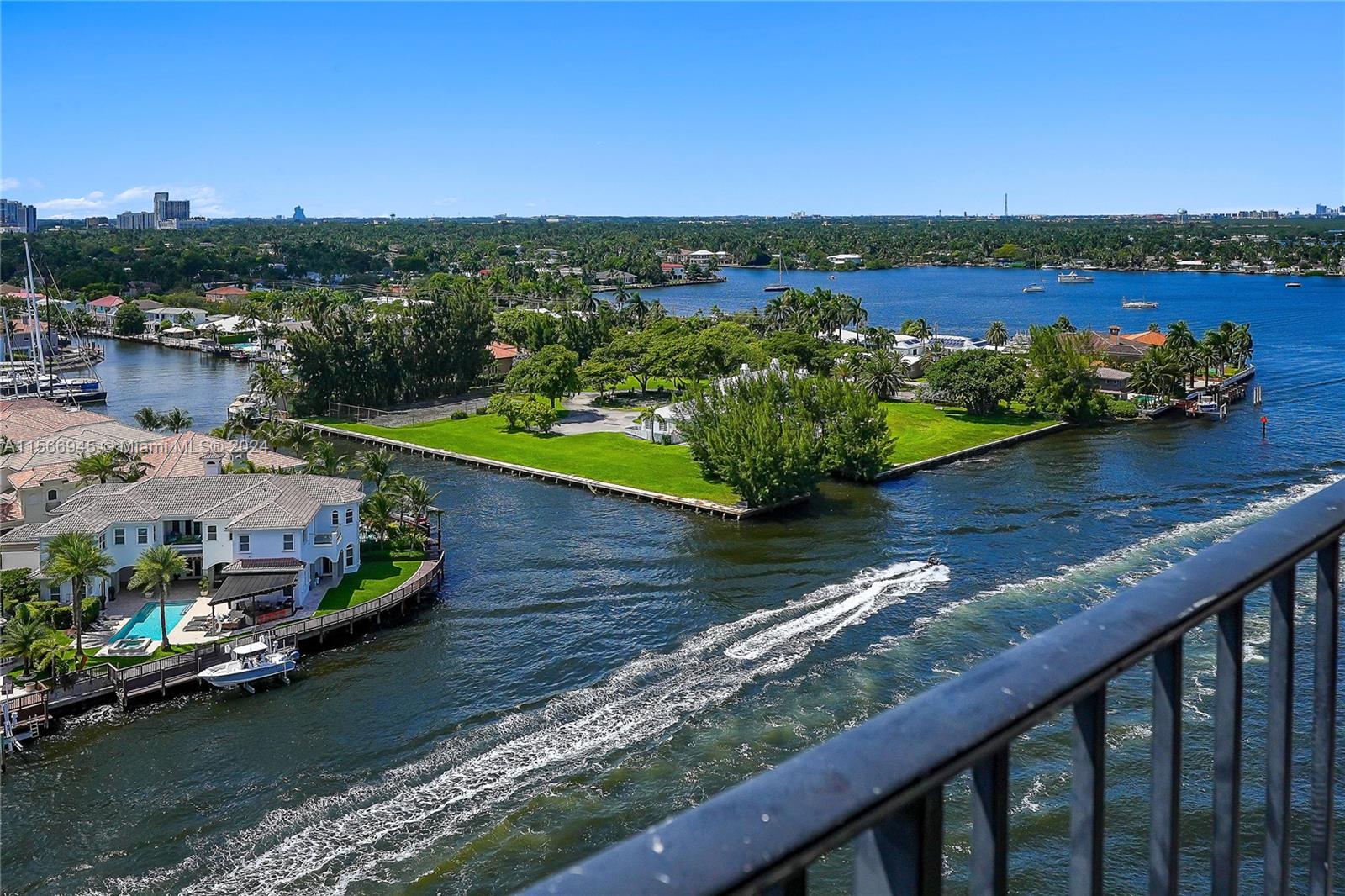 1400 S Ocean Dr 1605, Hollywood, Florida 33019, 1 Bedroom Bedrooms, ,1 BathroomBathrooms,Residential,For Sale,1400 S Ocean Dr 1605,A11566945