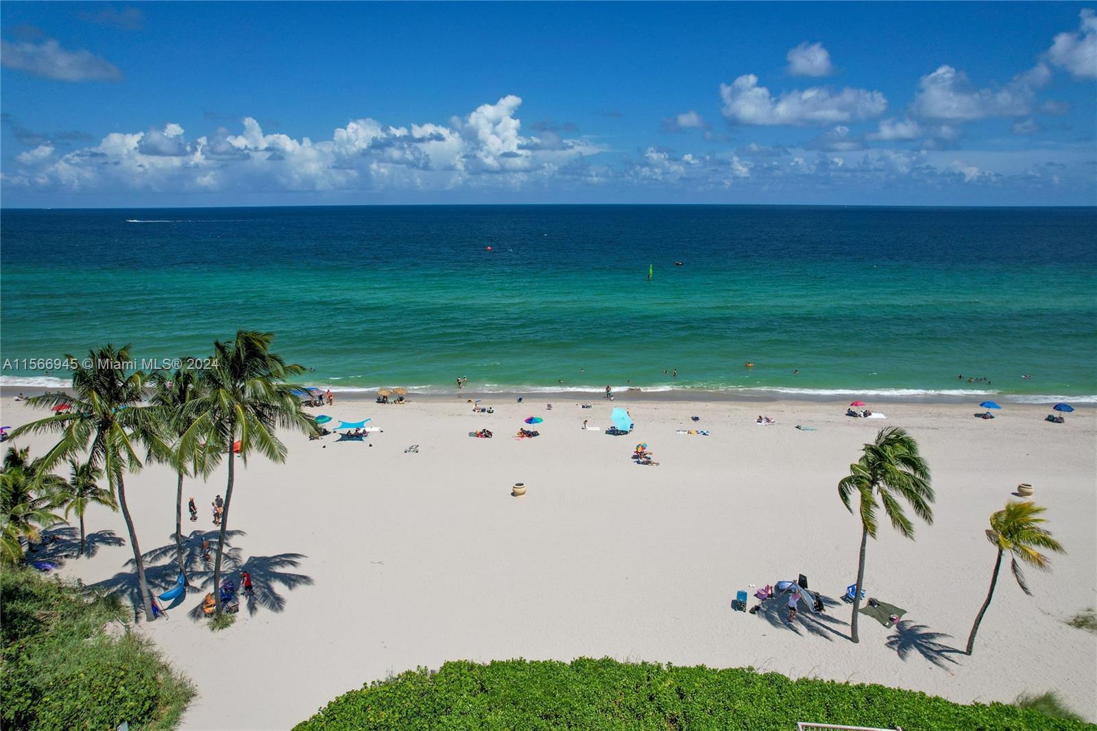 1400 S Ocean Dr 1605, Hollywood, Florida 33019, 1 Bedroom Bedrooms, ,1 BathroomBathrooms,Residential,For Sale,1400 S Ocean Dr 1605,A11566945