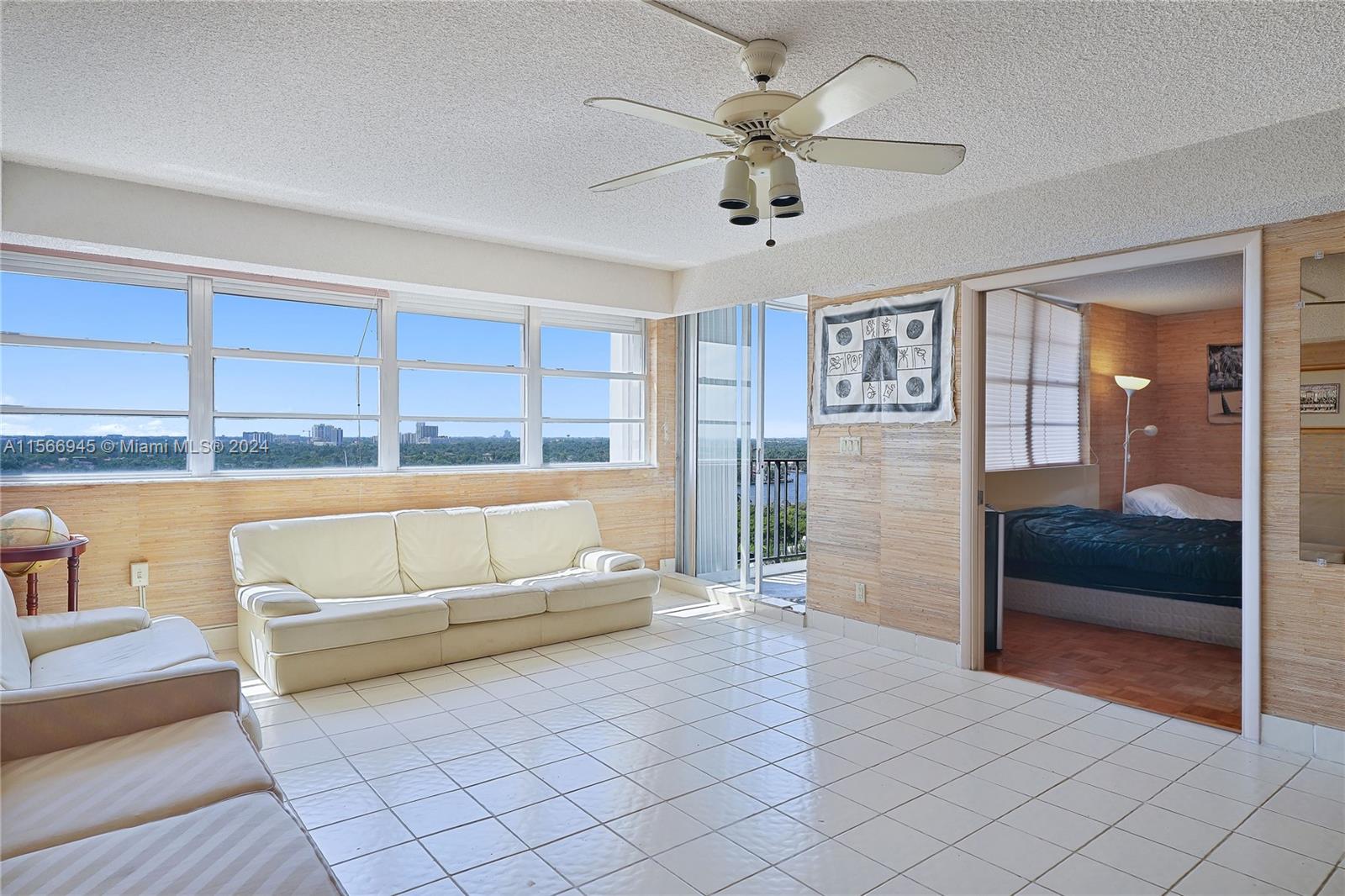1400 S Ocean Dr 1605, Hollywood, Florida 33019, 1 Bedroom Bedrooms, ,1 BathroomBathrooms,Residential,For Sale,1400 S Ocean Dr 1605,A11566945
