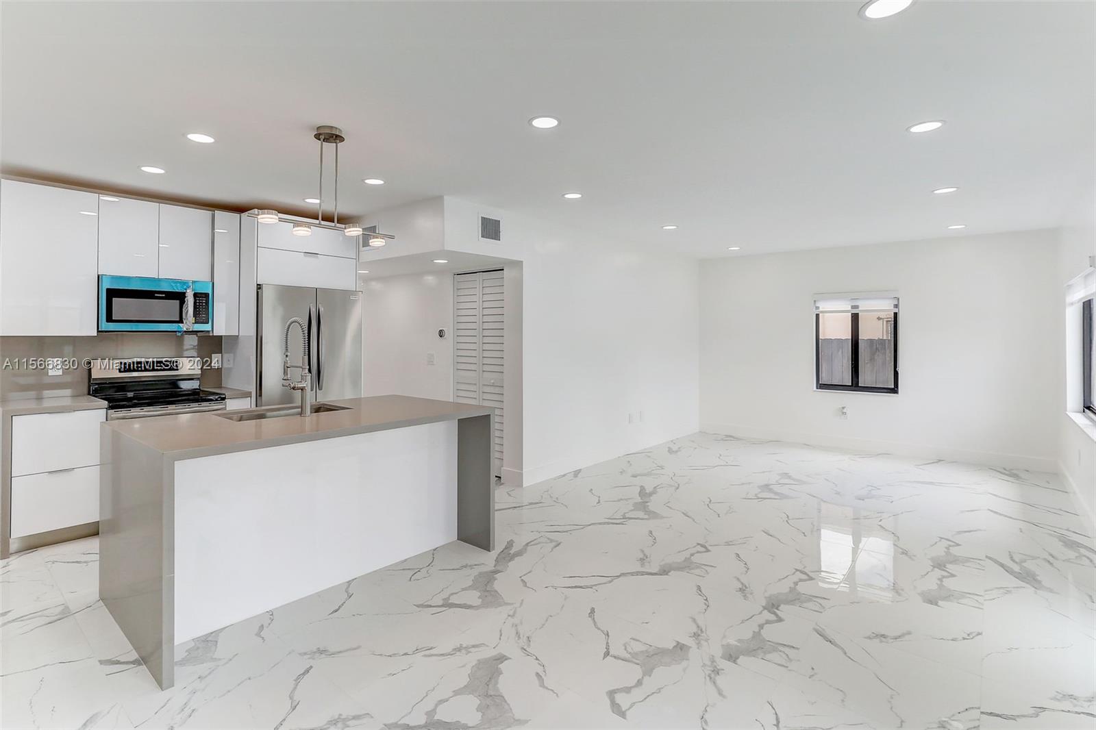 151 SW 52nd Ct, Miami, Florida 33134, 3 Bedrooms Bedrooms, ,1 BathroomBathrooms,Residential,For Sale,151 SW 52nd Ct,A11566830