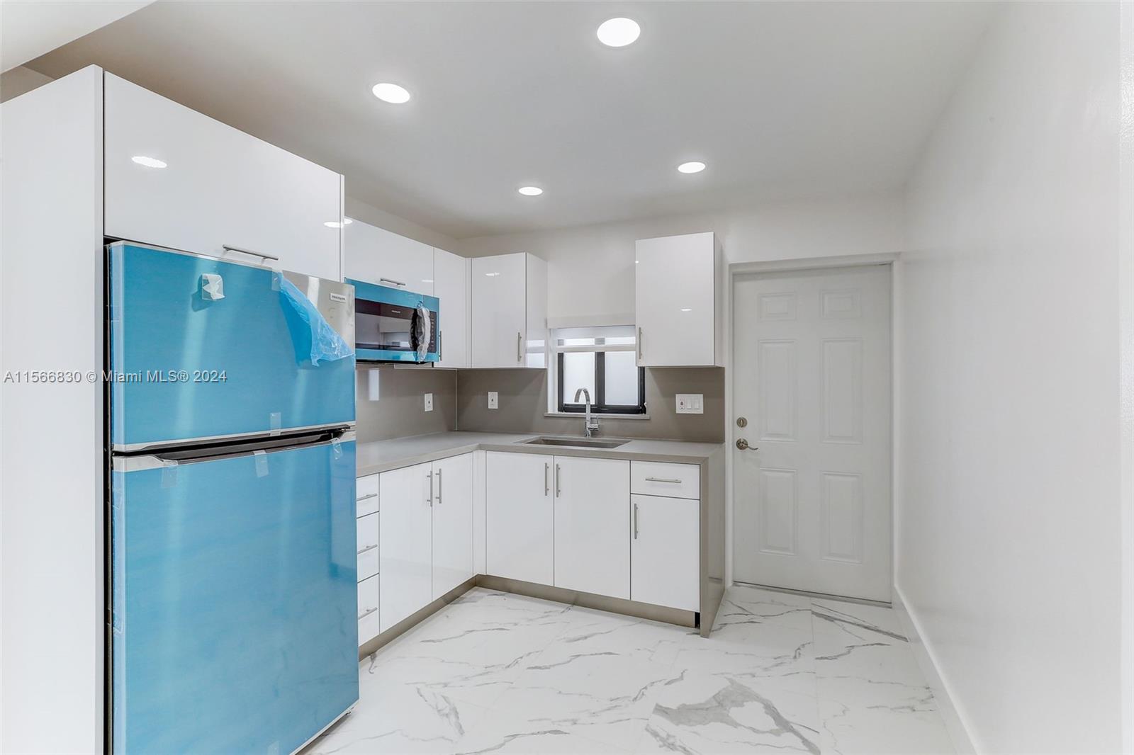 151 SW 52nd Ct, Miami, Florida 33134, 3 Bedrooms Bedrooms, ,1 BathroomBathrooms,Residential,For Sale,151 SW 52nd Ct,A11566830