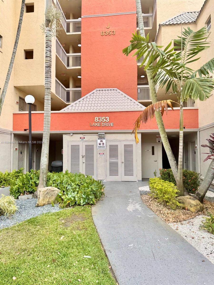 8353  Lake Dr #204 For Sale A11566932, FL
