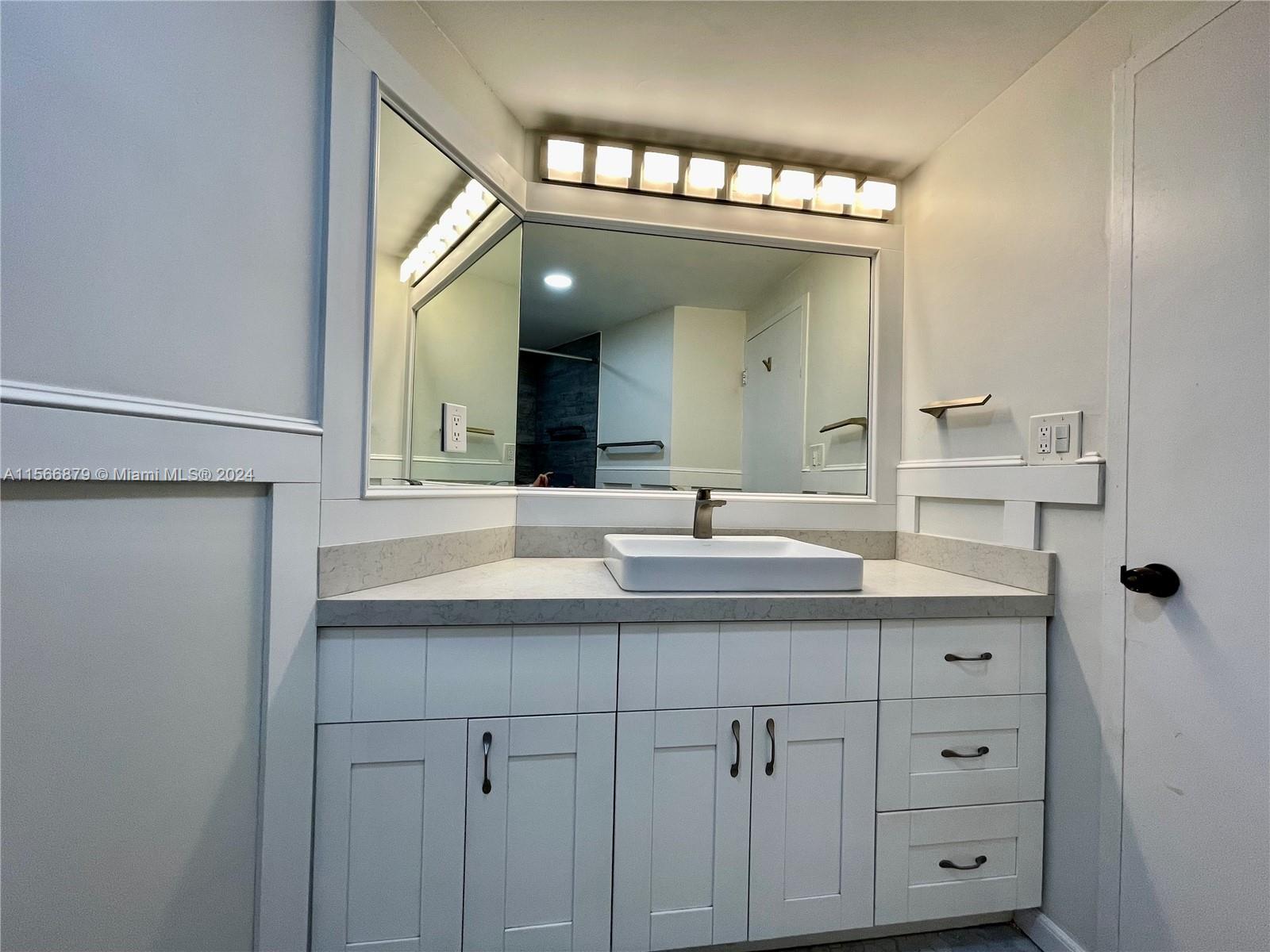 3301 NE 5th Ave 306, Miami, Florida 33137, 1 Bedroom Bedrooms, ,1 BathroomBathrooms,Residentiallease,For Rent,3301 NE 5th Ave 306,A11566879