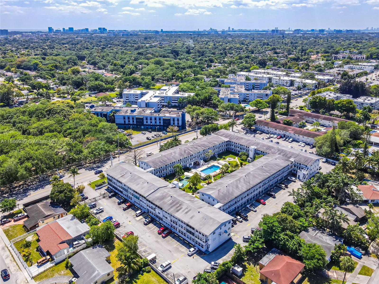 15610 NE 6th Ave 5C, Miami, Florida 33162, 1 Bedroom Bedrooms, ,1 BathroomBathrooms,Residential,For Sale,15610 NE 6th Ave 5C,A11566930