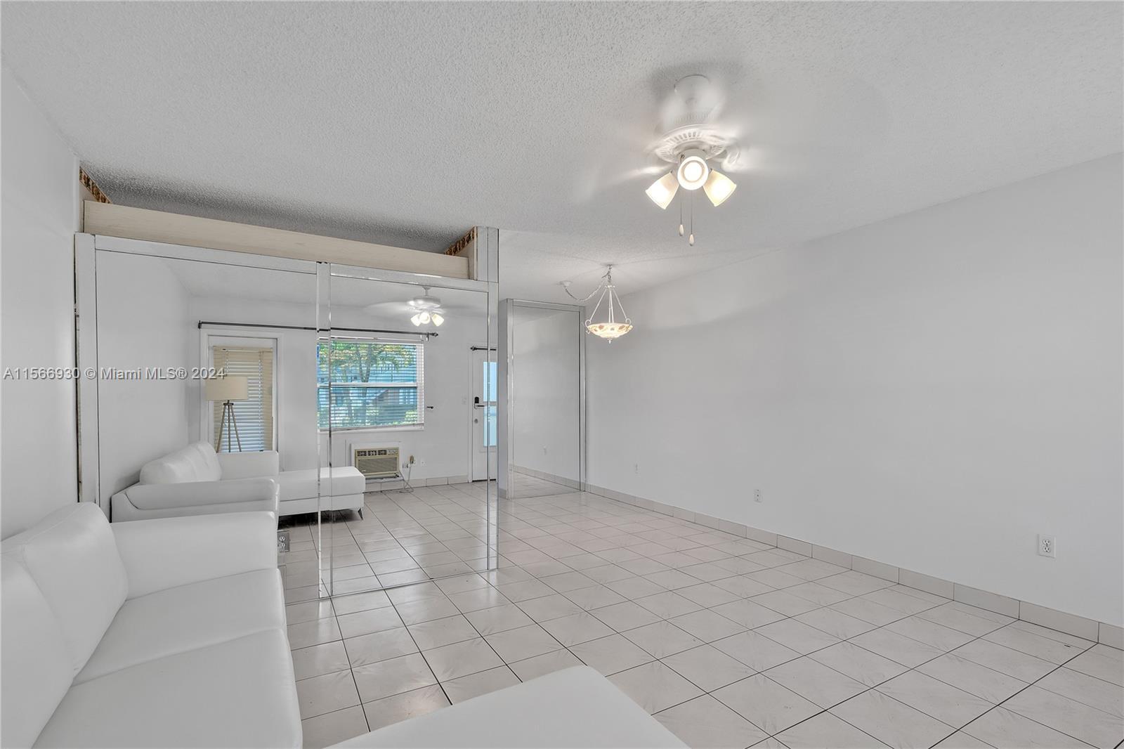 15610 NE 6th Ave 5C, Miami, Florida 33162, 1 Bedroom Bedrooms, ,1 BathroomBathrooms,Residential,For Sale,15610 NE 6th Ave 5C,A11566930