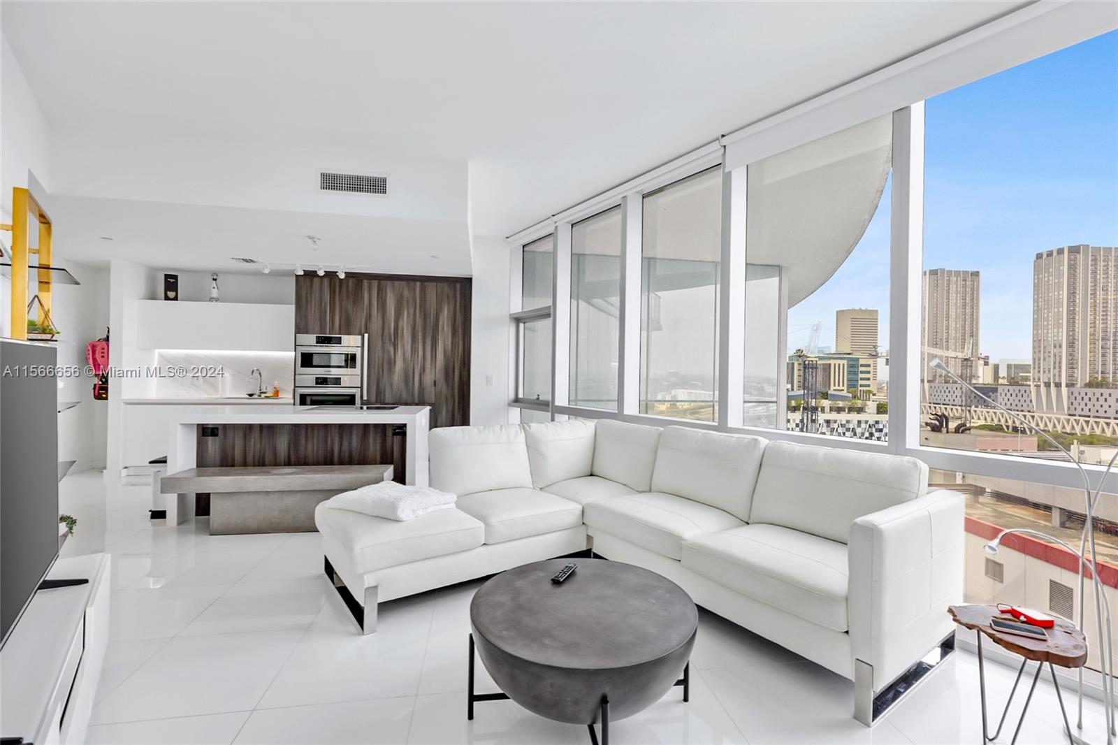 851 NE 1st Ave 1202, Miami, Florida 33132, 1 Bedroom Bedrooms, ,1 BathroomBathrooms,Residential,For Sale,851 NE 1st Ave 1202,A11566656
