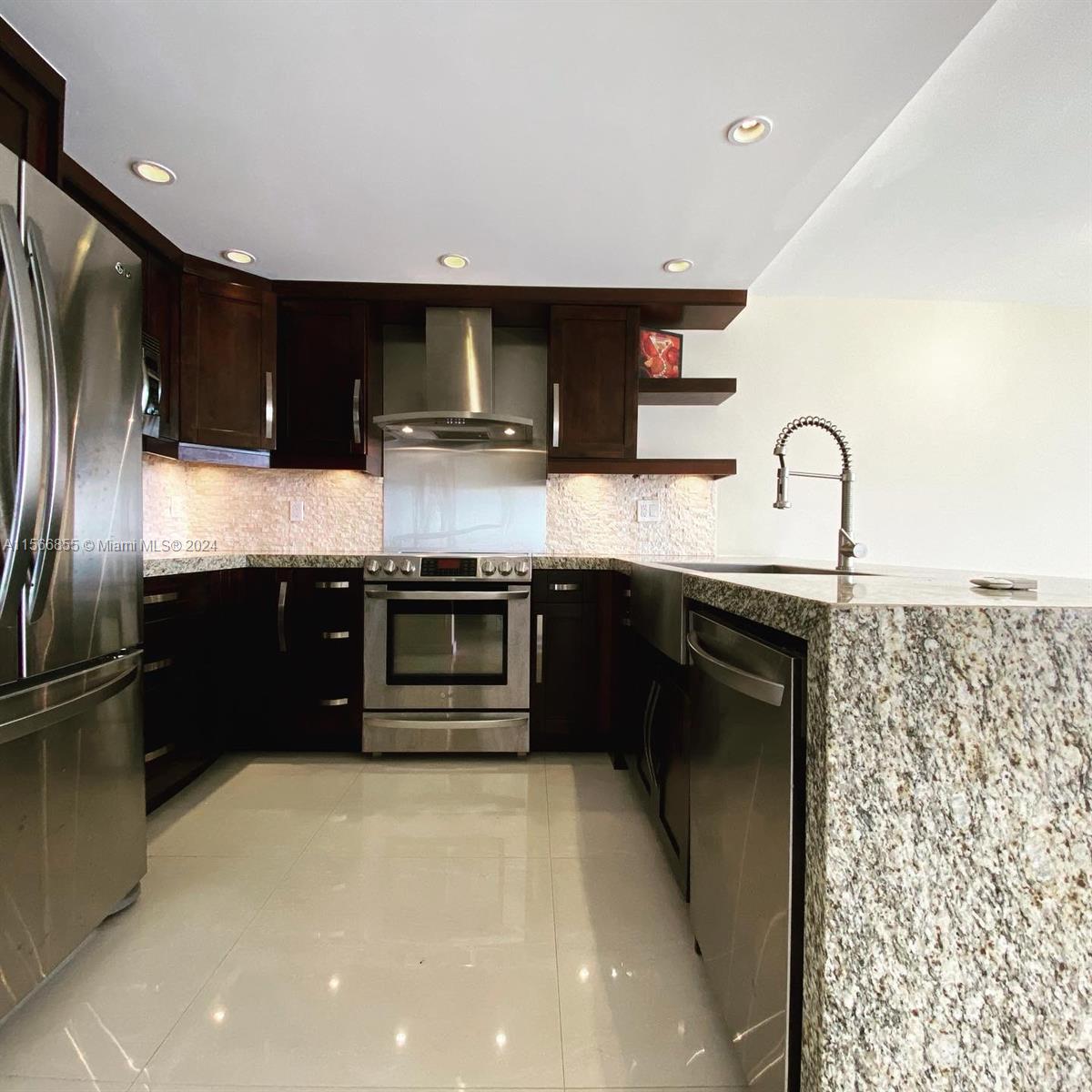 1901 Brickell Ave B2106, Miami, Florida 33129, 1 Bedroom Bedrooms, ,1 BathroomBathrooms,Residentiallease,For Rent,1901 Brickell Ave B2106,A11566855