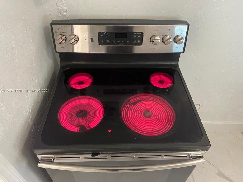 166 NW 68th Ter 166, Miami, Florida 33150, 4 Bedrooms Bedrooms, ,1 BathroomBathrooms,Residentiallease,For Rent,166 NW 68th Ter 166,A11567017