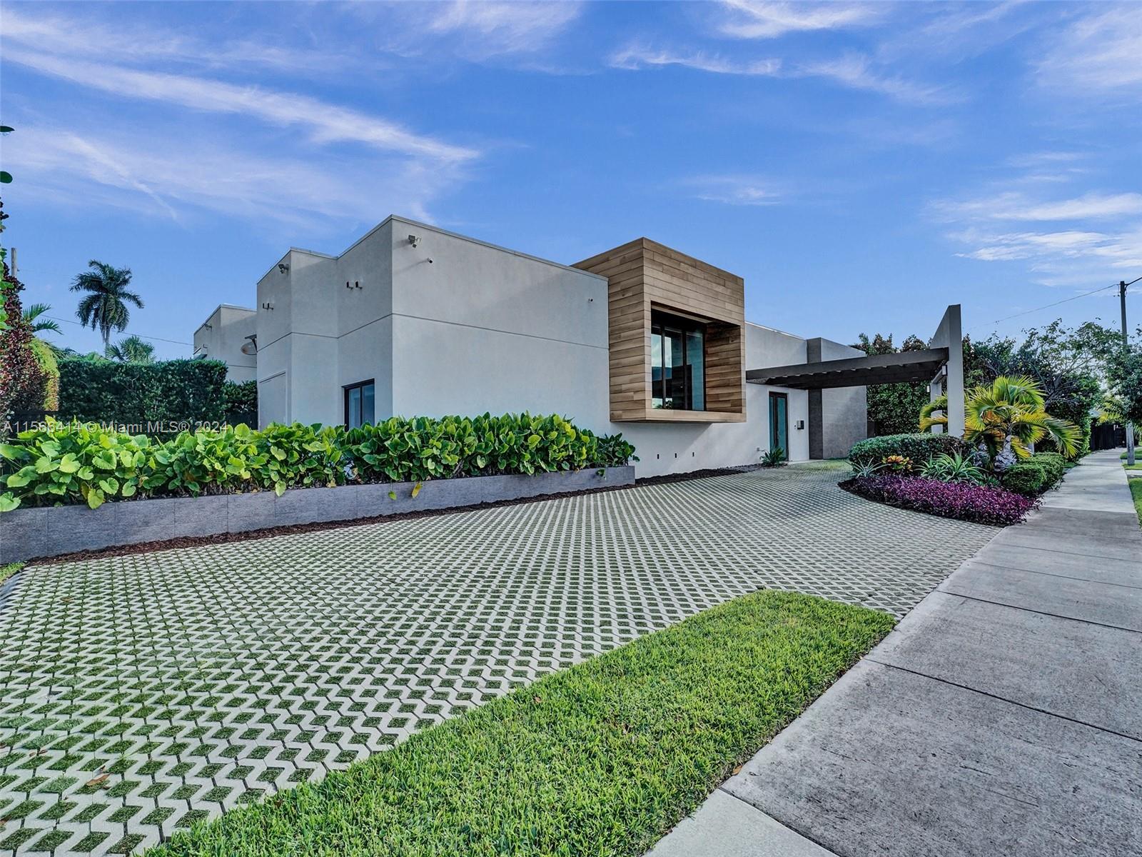 1941 NE 196th Ter, Miami, Florida 33179, 5 Bedrooms Bedrooms, ,4 BathroomsBathrooms,Residential,For Sale,1941 NE 196th Ter,A11566414