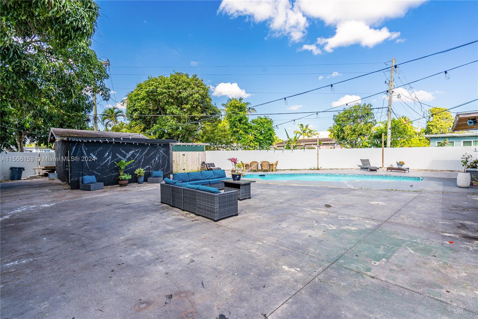 Listing Photo 32