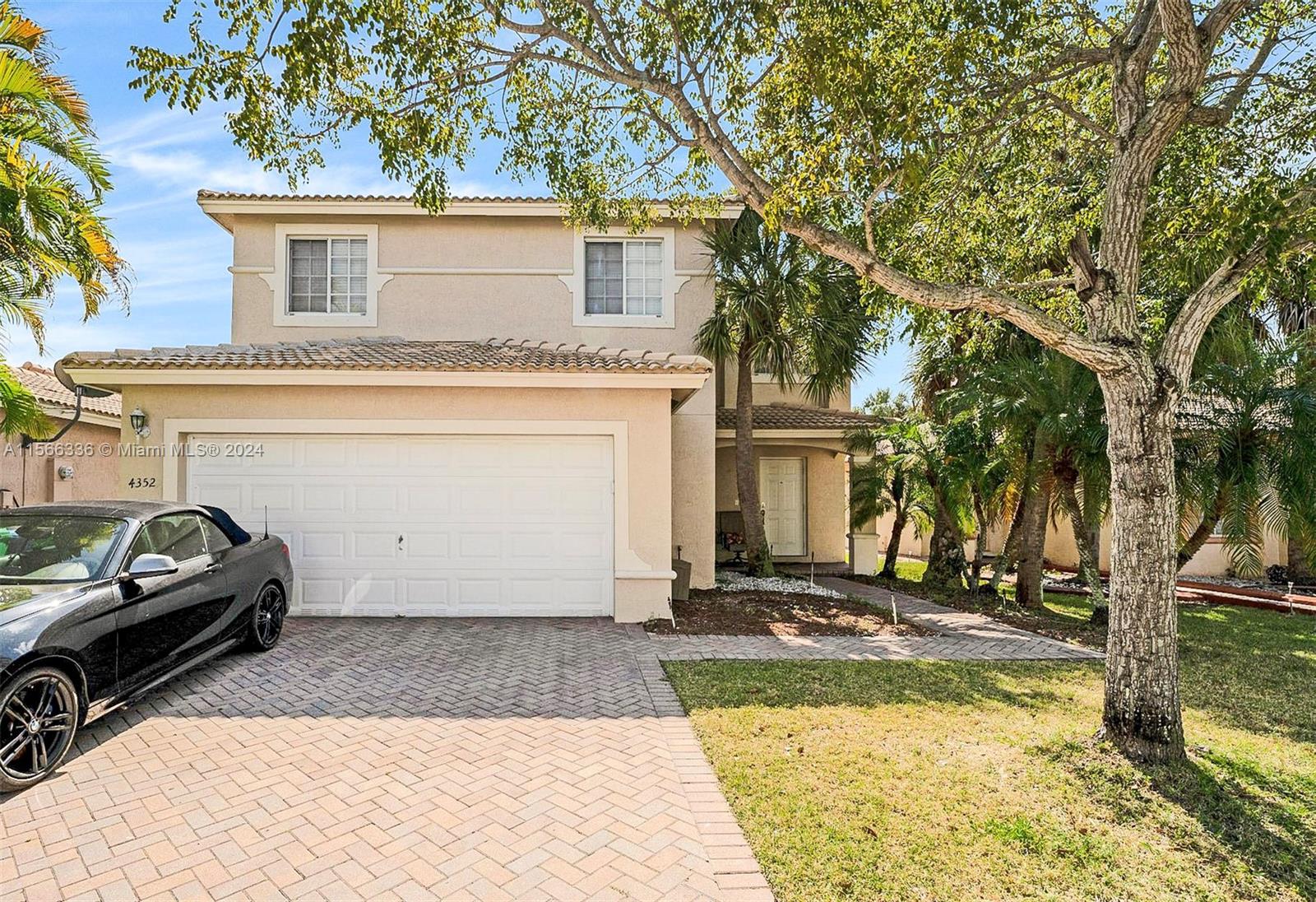 4352 SW 133rd Ln  For Sale A11566336, FL