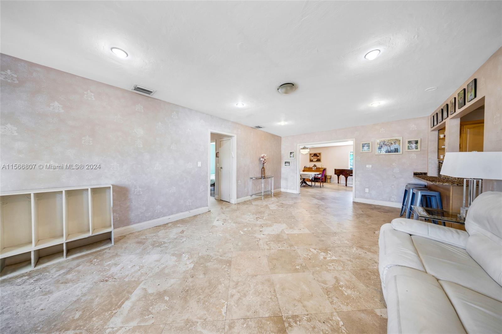 720 NE 171st St, North Miami Beach, Florida 33162, 4 Bedrooms Bedrooms, ,3 BathroomsBathrooms,Residential,For Sale,720 NE 171st St,A11566807