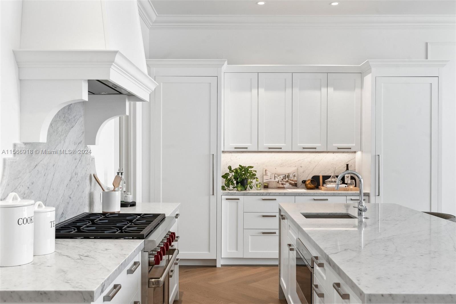 2617 Anderson Rd 8, Coral Gables, Florida 33134, 4 Bedrooms Bedrooms, ,4 BathroomsBathrooms,Residentiallease,For Rent,2617 Anderson Rd 8,A11566918