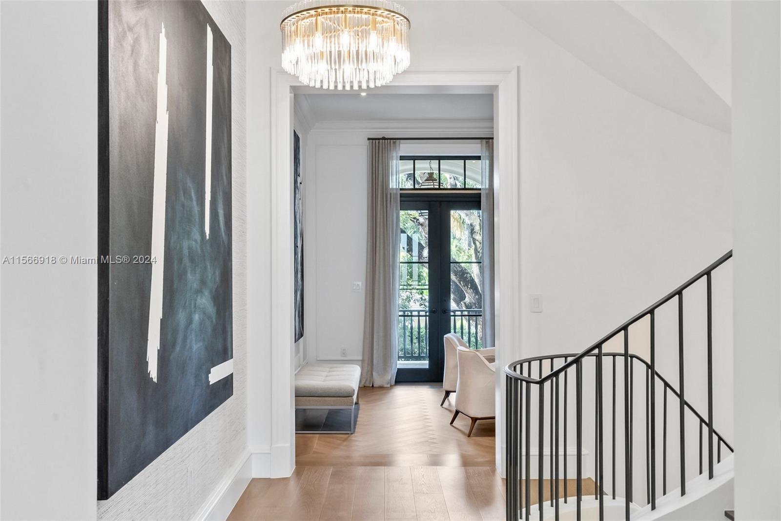 2617 Anderson Rd 8, Coral Gables, Florida 33134, 4 Bedrooms Bedrooms, ,4 BathroomsBathrooms,Residentiallease,For Rent,2617 Anderson Rd 8,A11566918