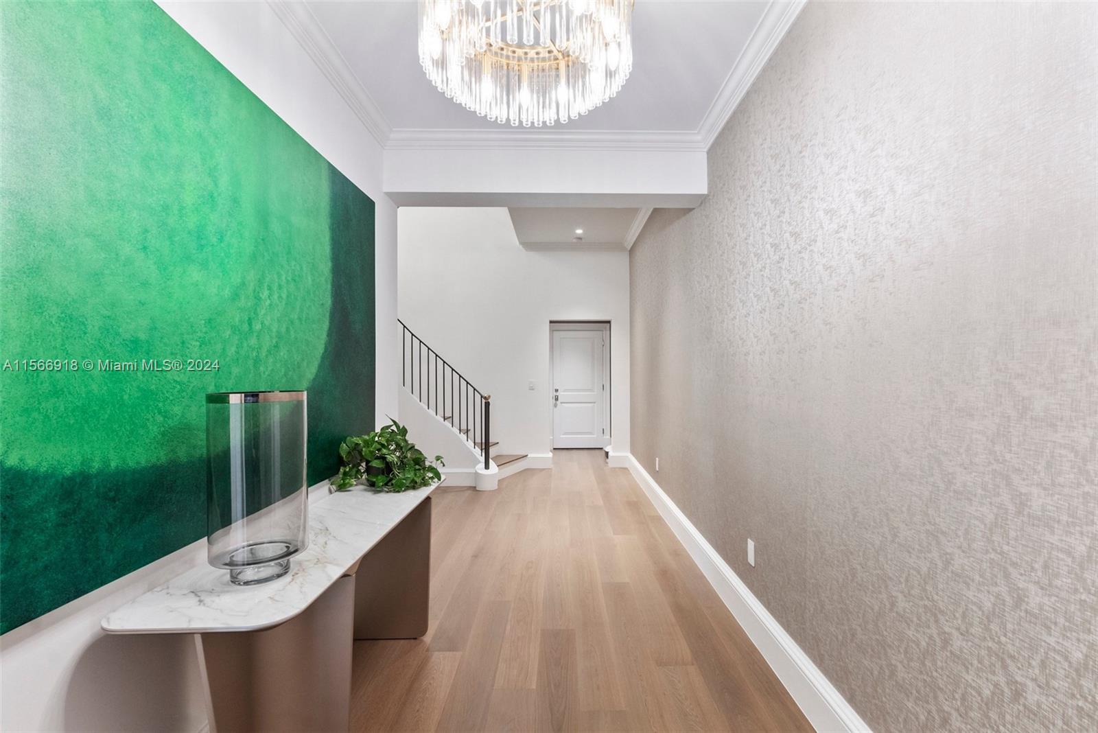 2617 Anderson Rd 8, Coral Gables, Florida 33134, 4 Bedrooms Bedrooms, ,4 BathroomsBathrooms,Residentiallease,For Rent,2617 Anderson Rd 8,A11566918