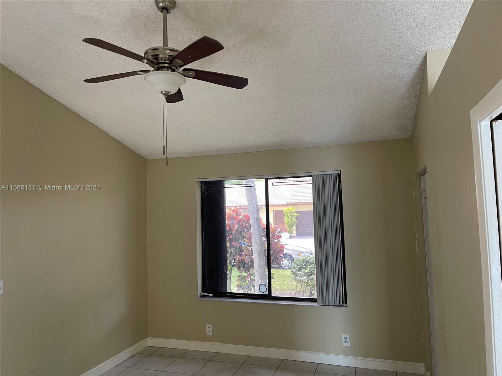 7208 Primrose Ln 7208, Tamarac, Florida 33321, 3 Bedrooms Bedrooms, ,2 BathroomsBathrooms,Residential,For Sale,7208 Primrose Ln 7208,A11566187