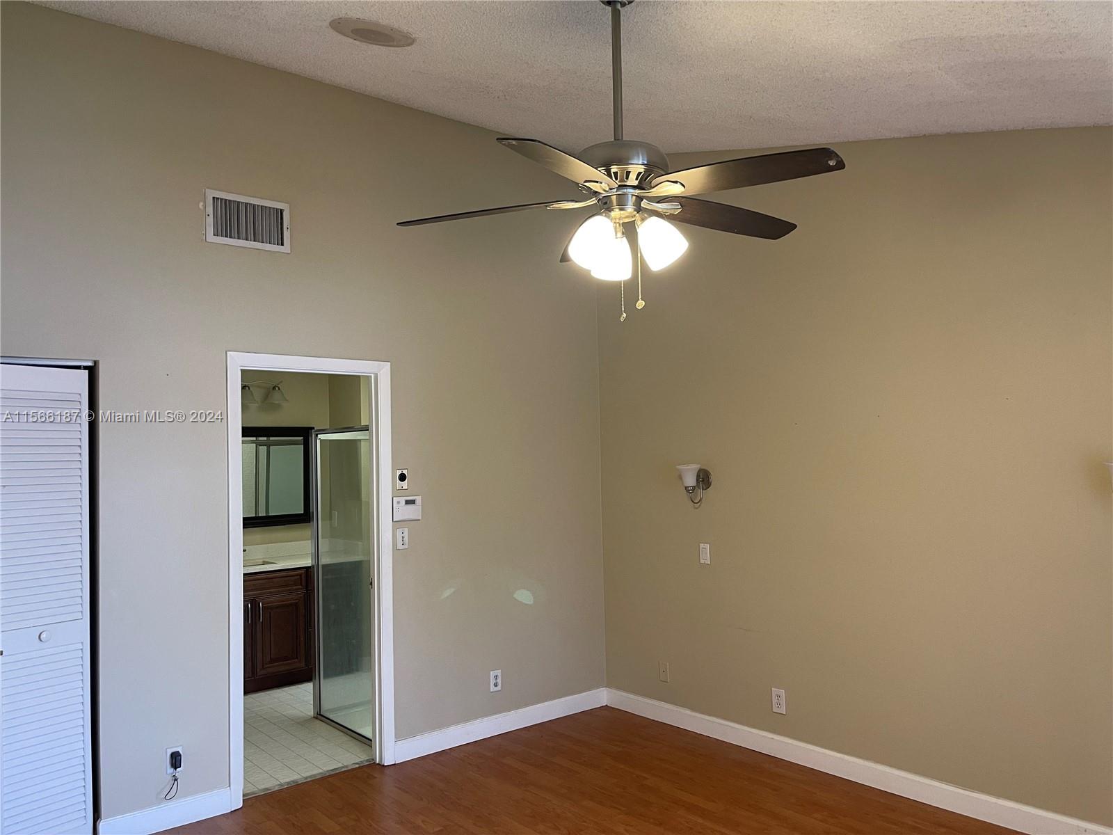 7208 Primrose Ln 7208, Tamarac, Florida 33321, 3 Bedrooms Bedrooms, ,2 BathroomsBathrooms,Residential,For Sale,7208 Primrose Ln 7208,A11566187