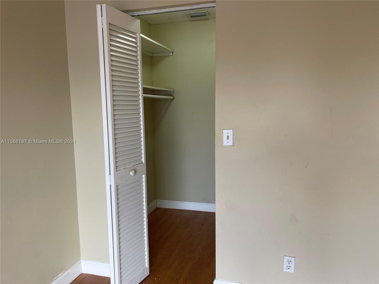 7208 Primrose Ln 7208, Tamarac, Florida 33321, 3 Bedrooms Bedrooms, ,2 BathroomsBathrooms,Residential,For Sale,7208 Primrose Ln 7208,A11566187