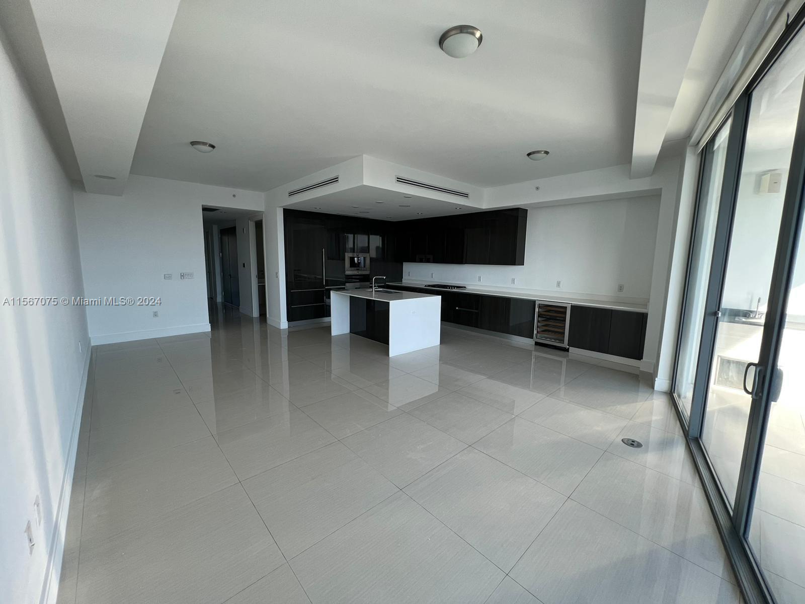 3250 NE 188th St 403, Aventura, Florida 33180, 3 Bedrooms Bedrooms, ,4 BathroomsBathrooms,Residentiallease,For Rent,3250 NE 188th St 403,A11567075