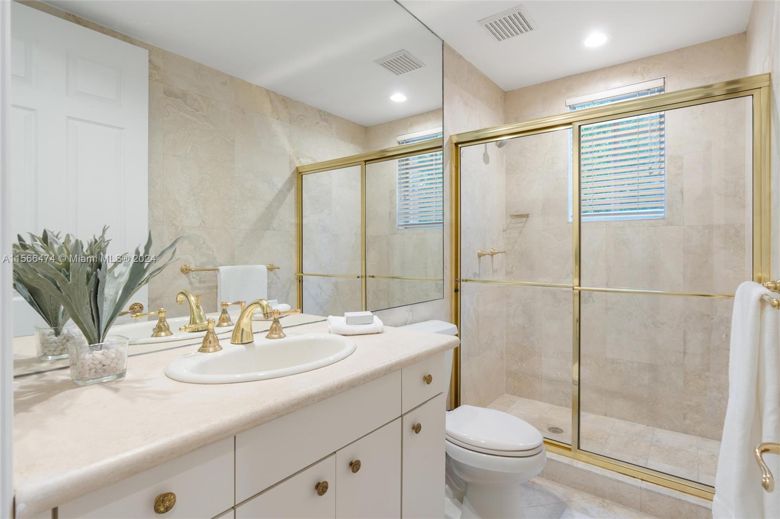 305 N Hibiscus Dr, Miami Beach, Florida 33139, 5 Bedrooms Bedrooms, ,5 BathroomsBathrooms,Residentiallease,For Rent,305 N Hibiscus Dr,A11566474