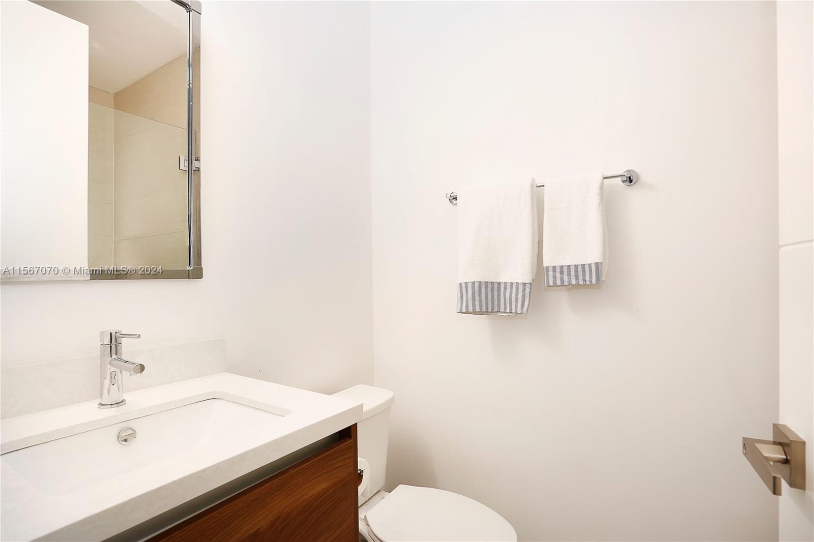 629 Santander Ave 7, Coral Gables, Florida 33134, 3 Bedrooms Bedrooms, ,3 BathroomsBathrooms,Residentiallease,For Rent,629 Santander Ave 7,A11567070