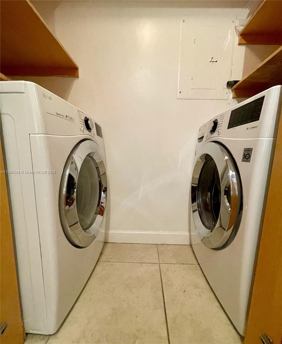 19555 E Country Club Dr 8608, Aventura, Florida 33180, 2 Bedrooms Bedrooms, ,2 BathroomsBathrooms,Residential,For Sale,19555 E Country Club Dr 8608,A11566544