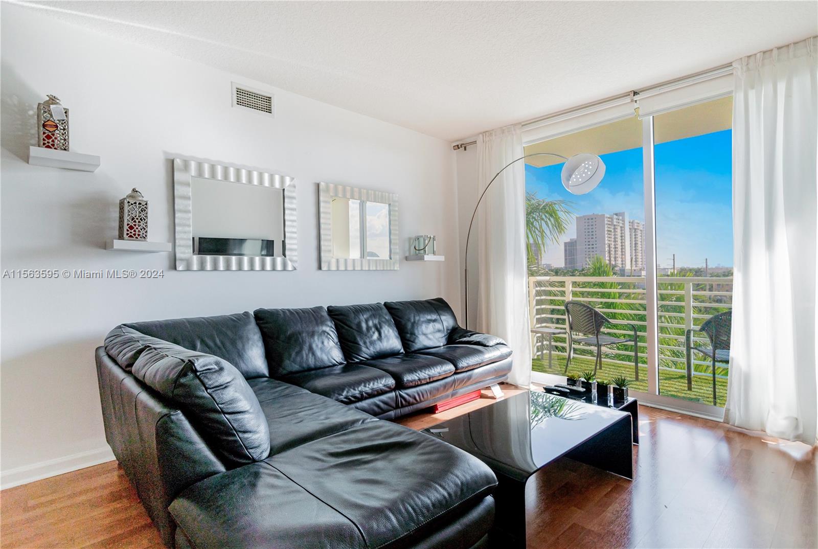 2775 NE 187th St 516, Aventura, Florida 33180, 2 Bedrooms Bedrooms, ,2 BathroomsBathrooms,Residentiallease,For Rent,2775 NE 187th St 516,A11563595