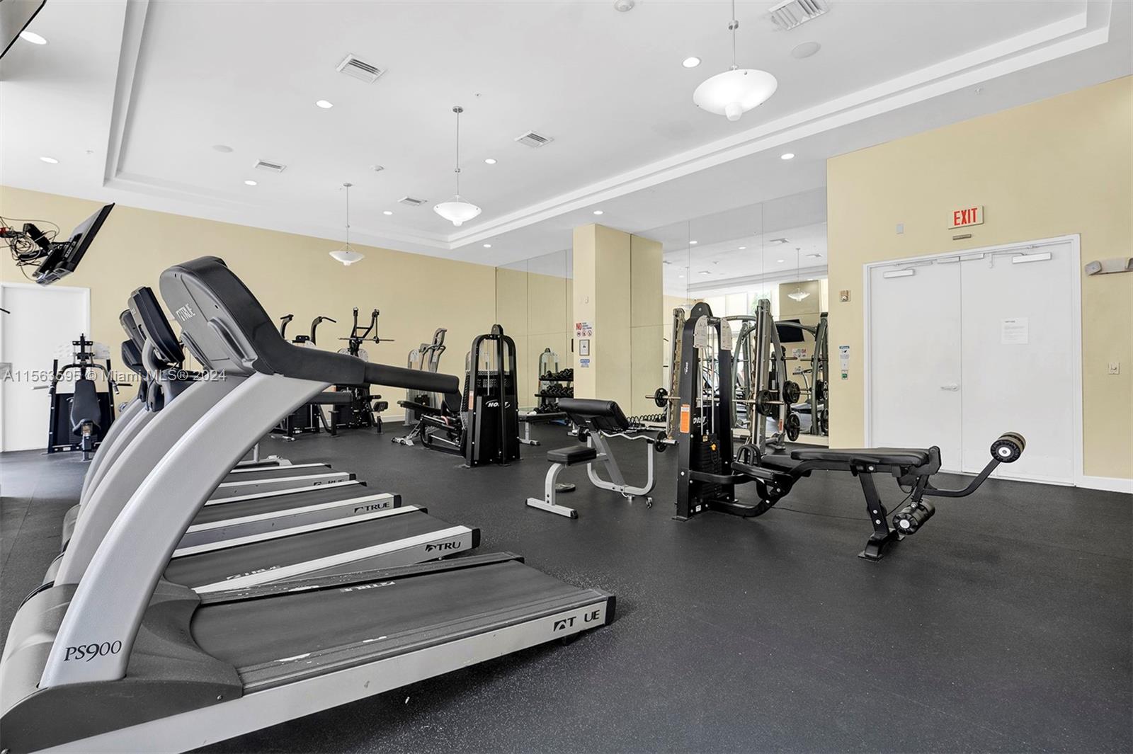 2775 NE 187th St 516, Aventura, Florida 33180, 2 Bedrooms Bedrooms, ,2 BathroomsBathrooms,Residentiallease,For Rent,2775 NE 187th St 516,A11563595
