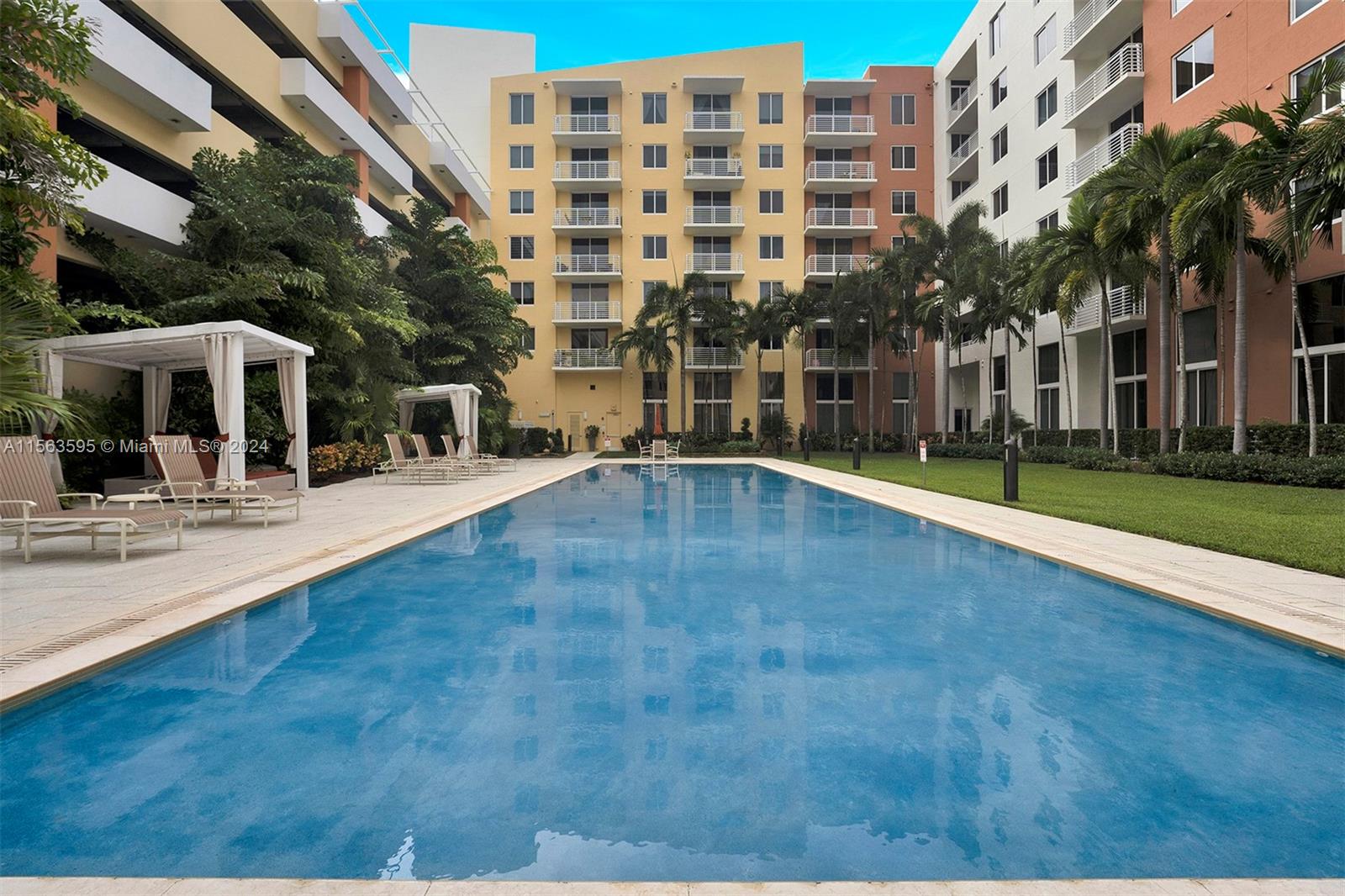 2775 NE 187th St 516, Aventura, Florida 33180, 2 Bedrooms Bedrooms, ,2 BathroomsBathrooms,Residentiallease,For Rent,2775 NE 187th St 516,A11563595