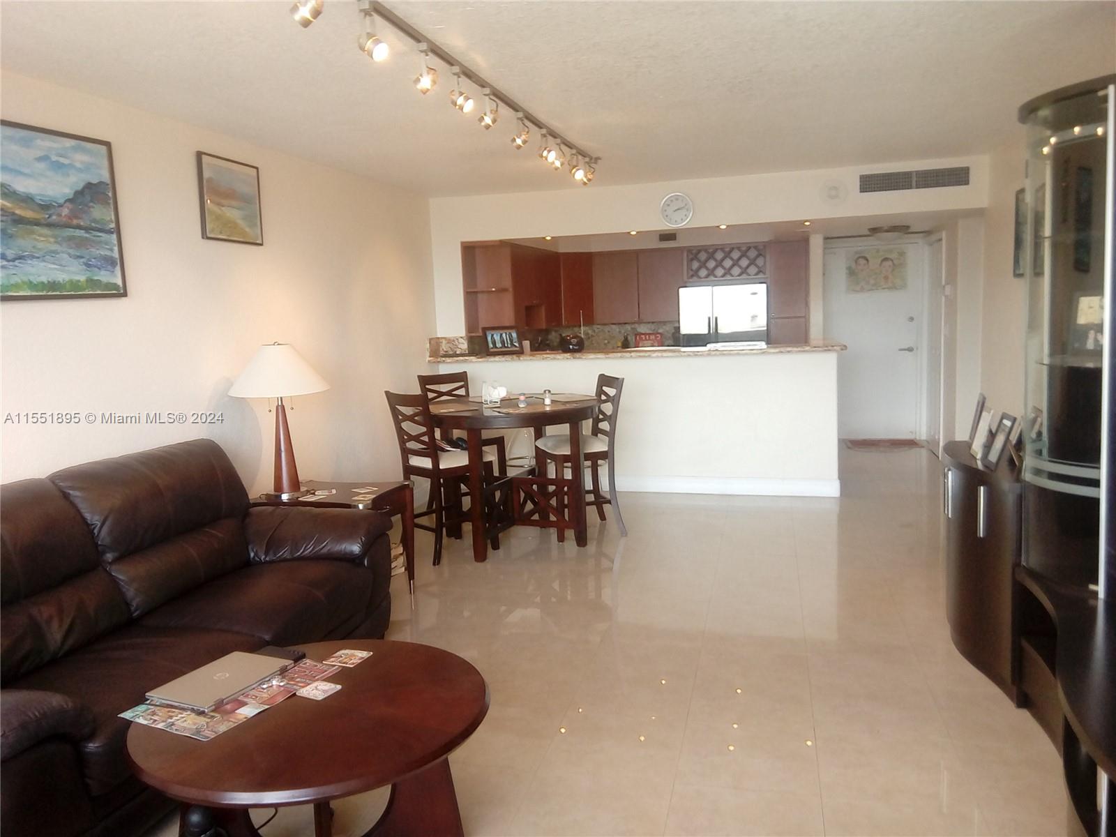 3180 S Ocean Dr 1522, Hallandale Beach, Florida 33009, 1 Bedroom Bedrooms, ,1 BathroomBathrooms,Residential,For Sale,3180 S Ocean Dr 1522,A11551895