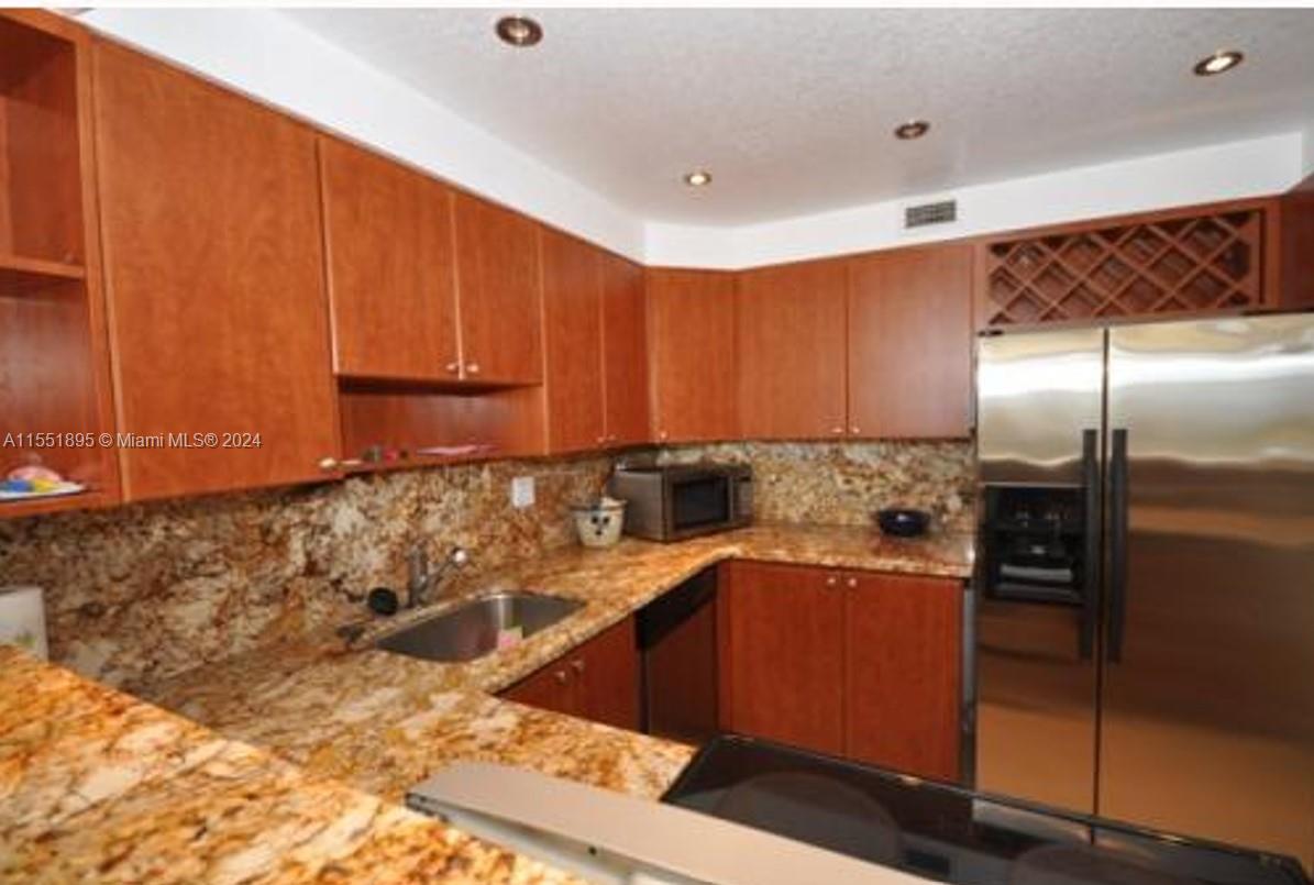 3180 S Ocean Dr 1522, Hallandale Beach, Florida 33009, 1 Bedroom Bedrooms, ,1 BathroomBathrooms,Residential,For Sale,3180 S Ocean Dr 1522,A11551895