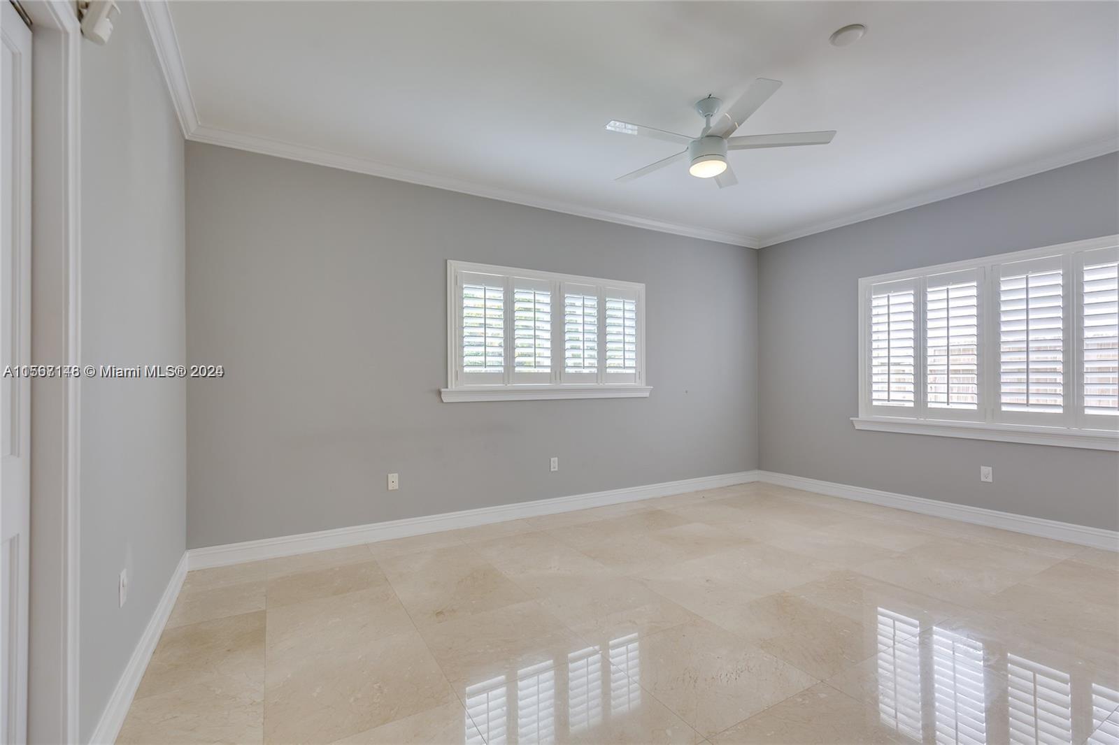 4323 N Bay Rd, Miami Beach, Florida 33140, 3 Bedrooms Bedrooms, ,2 BathroomsBathrooms,Residential,For Sale,4323 N Bay Rd,A11567148