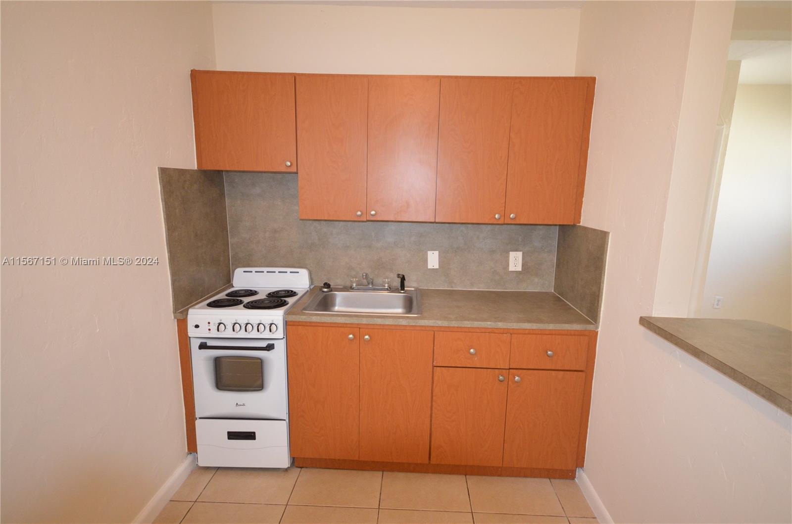 690 NE 85th St 3D, Miami, Florida 33138, ,1 BathroomBathrooms,Residentiallease,For Rent,690 NE 85th St 3D,A11567151