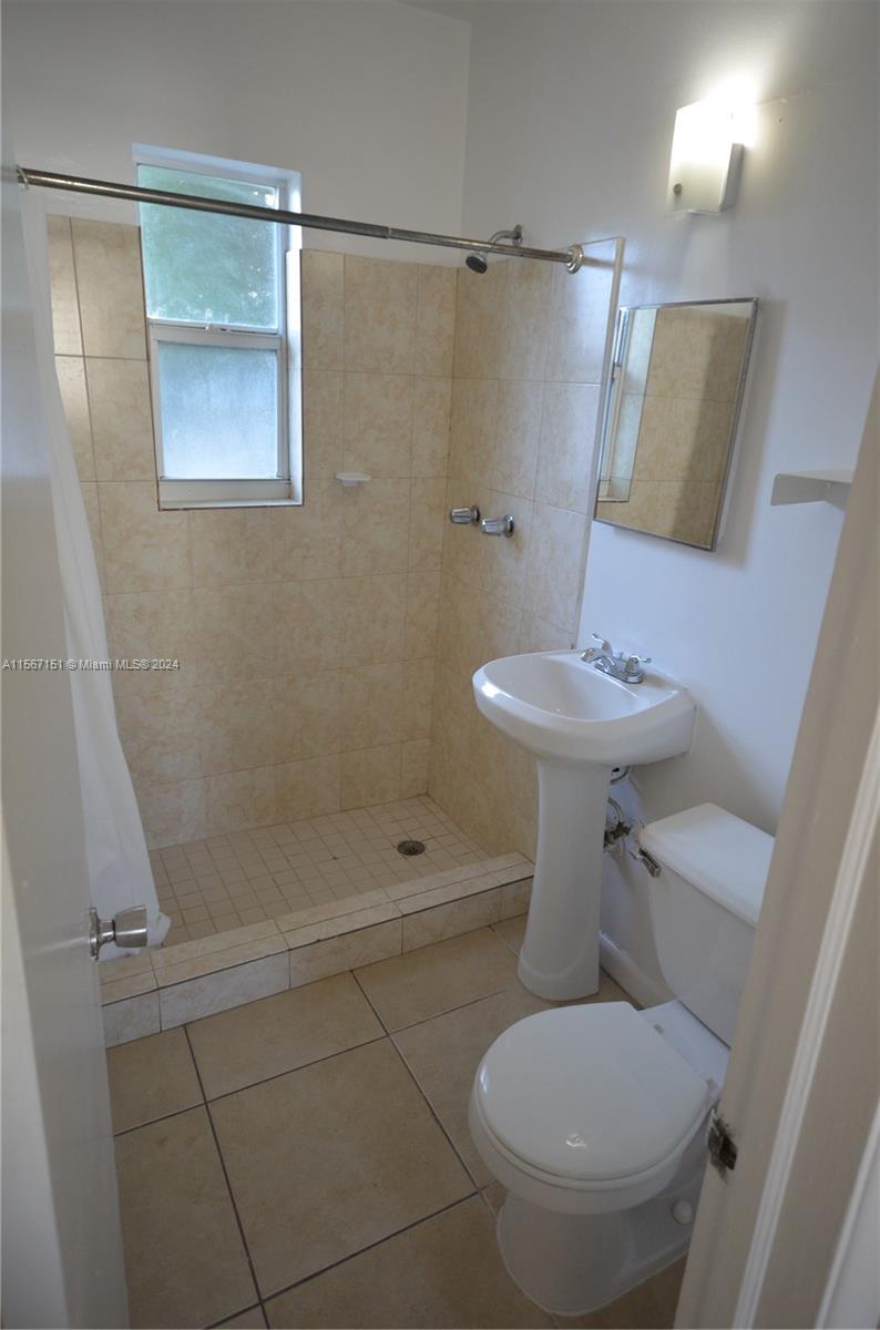690 NE 85th St 3D, Miami, Florida 33138, ,1 BathroomBathrooms,Residentiallease,For Rent,690 NE 85th St 3D,A11567151