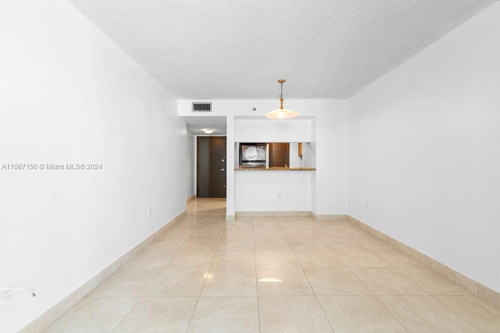 850 N Miami Ave W-1001, Miami, Florida 33136, 1 Bedroom Bedrooms, ,1 BathroomBathrooms,Residentiallease,For Rent,850 N Miami Ave W-1001,A11567150
