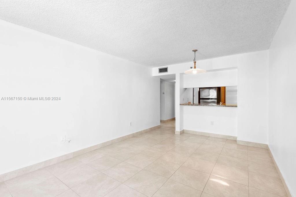 850 N Miami Ave W-1001, Miami, Florida 33136, 1 Bedroom Bedrooms, ,1 BathroomBathrooms,Residentiallease,For Rent,850 N Miami Ave W-1001,A11567150