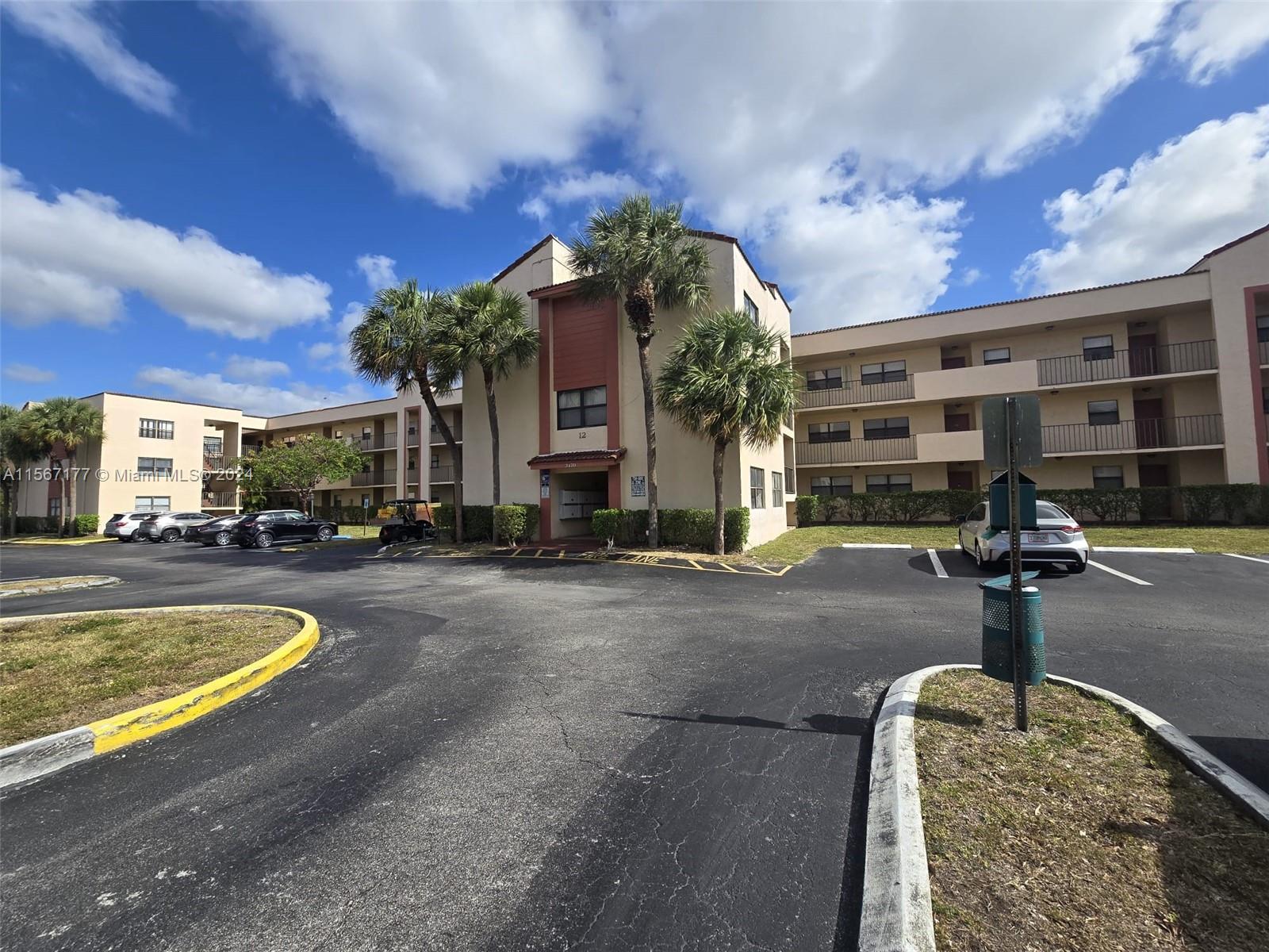 3470  Foxcroft Rd #308 For Sale A11567177, FL