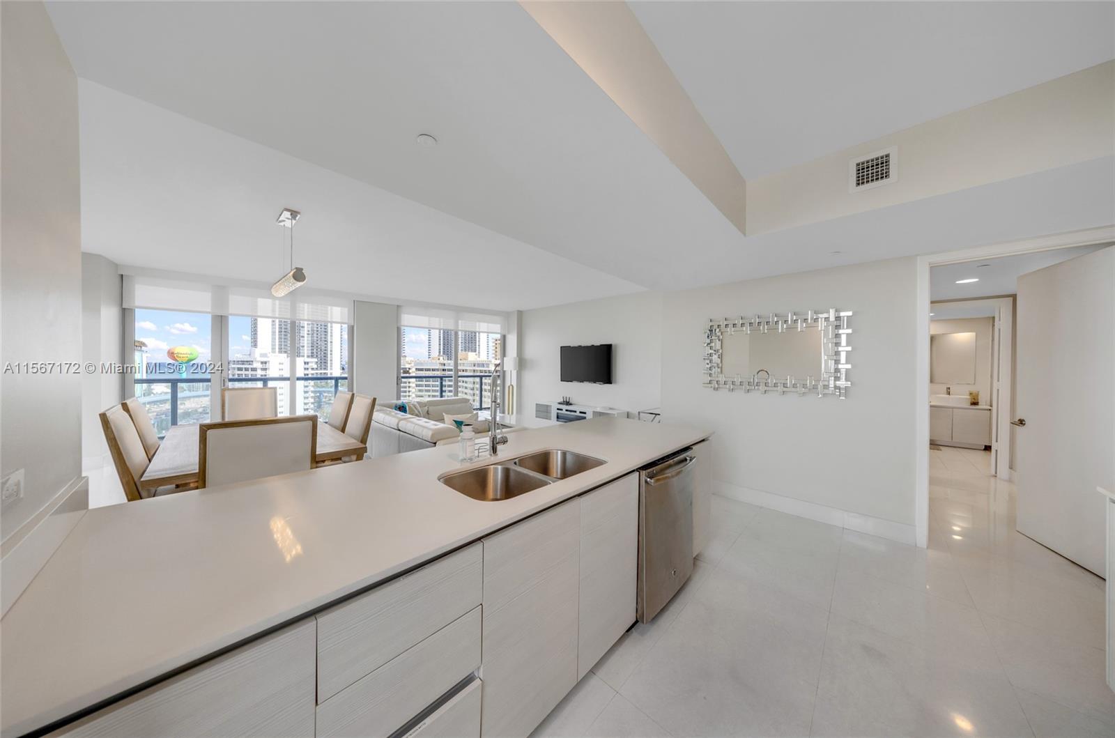 2600 E Hallandale Beach Blvd T1102, Hallandale Beach, Florida 33009, 3 Bedrooms Bedrooms, ,3 BathroomsBathrooms,Residential,For Sale,2600 E Hallandale Beach Blvd T1102,A11567172