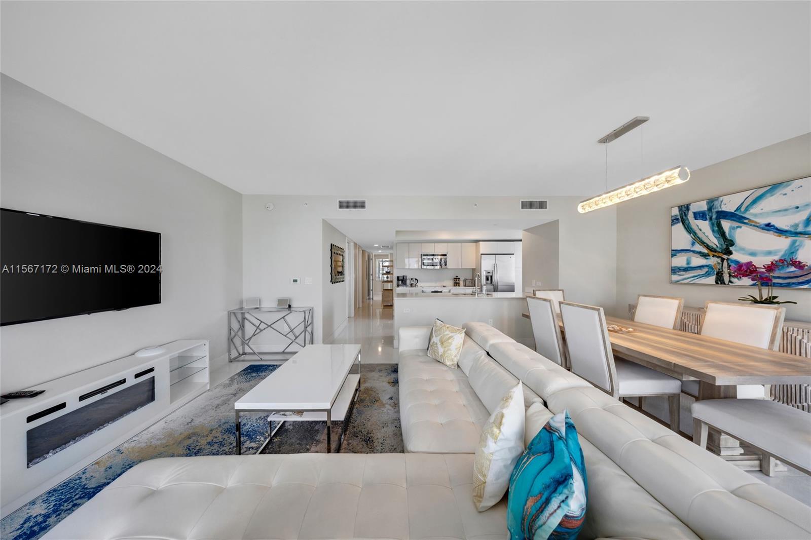 2600 E Hallandale Beach Blvd T1102, Hallandale Beach, Florida 33009, 3 Bedrooms Bedrooms, ,3 BathroomsBathrooms,Residential,For Sale,2600 E Hallandale Beach Blvd T1102,A11567172