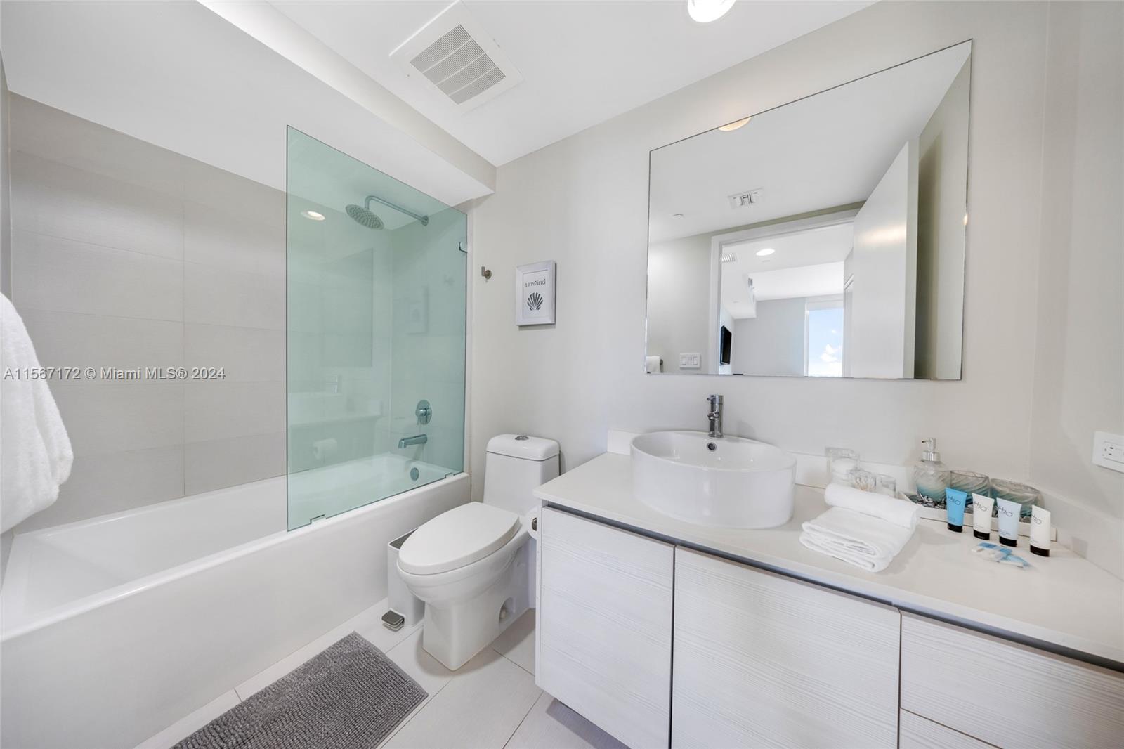 2600 E Hallandale Beach Blvd T1102, Hallandale Beach, Florida 33009, 3 Bedrooms Bedrooms, ,3 BathroomsBathrooms,Residential,For Sale,2600 E Hallandale Beach Blvd T1102,A11567172