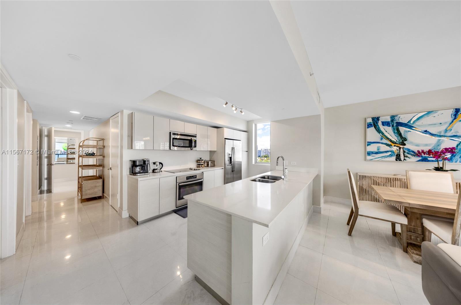 2600 E Hallandale Beach Blvd T1102, Hallandale Beach, Florida 33009, 3 Bedrooms Bedrooms, ,3 BathroomsBathrooms,Residential,For Sale,2600 E Hallandale Beach Blvd T1102,A11567172