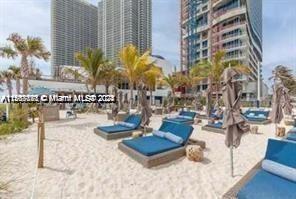 2602 E Hallandale Beach Blvd R2910, Hallandale Beach, Florida 33009, ,1 BathroomBathrooms,Residentiallease,For Rent,2602 E Hallandale Beach Blvd R2910,A11567171